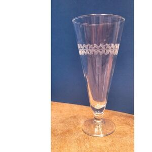 Laurel Anchor Hocking Vintage Etched Laurel Leaf Clear Footed Pilsner Beer Glass